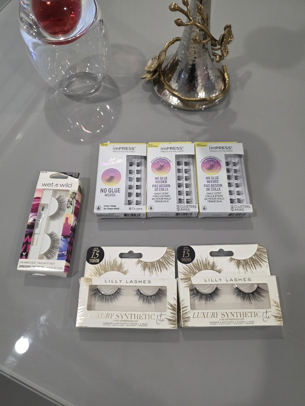 Bundle Of Luxury Synthetic Eyelashes - Black and Gold Packaging, Clusters